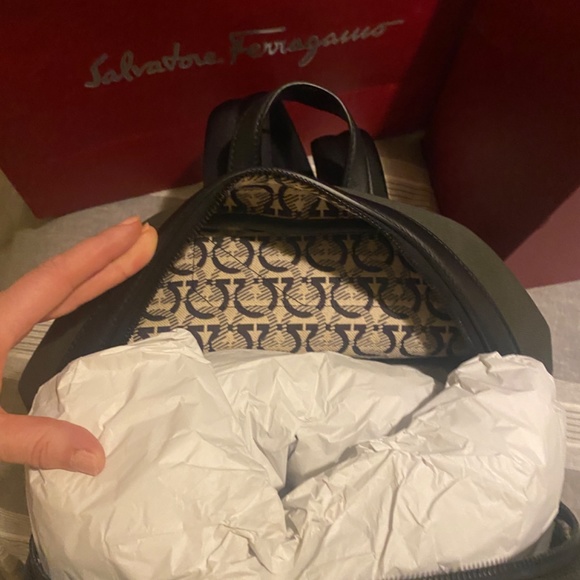 Salvatore Ferragamo - Picture 4 of 8